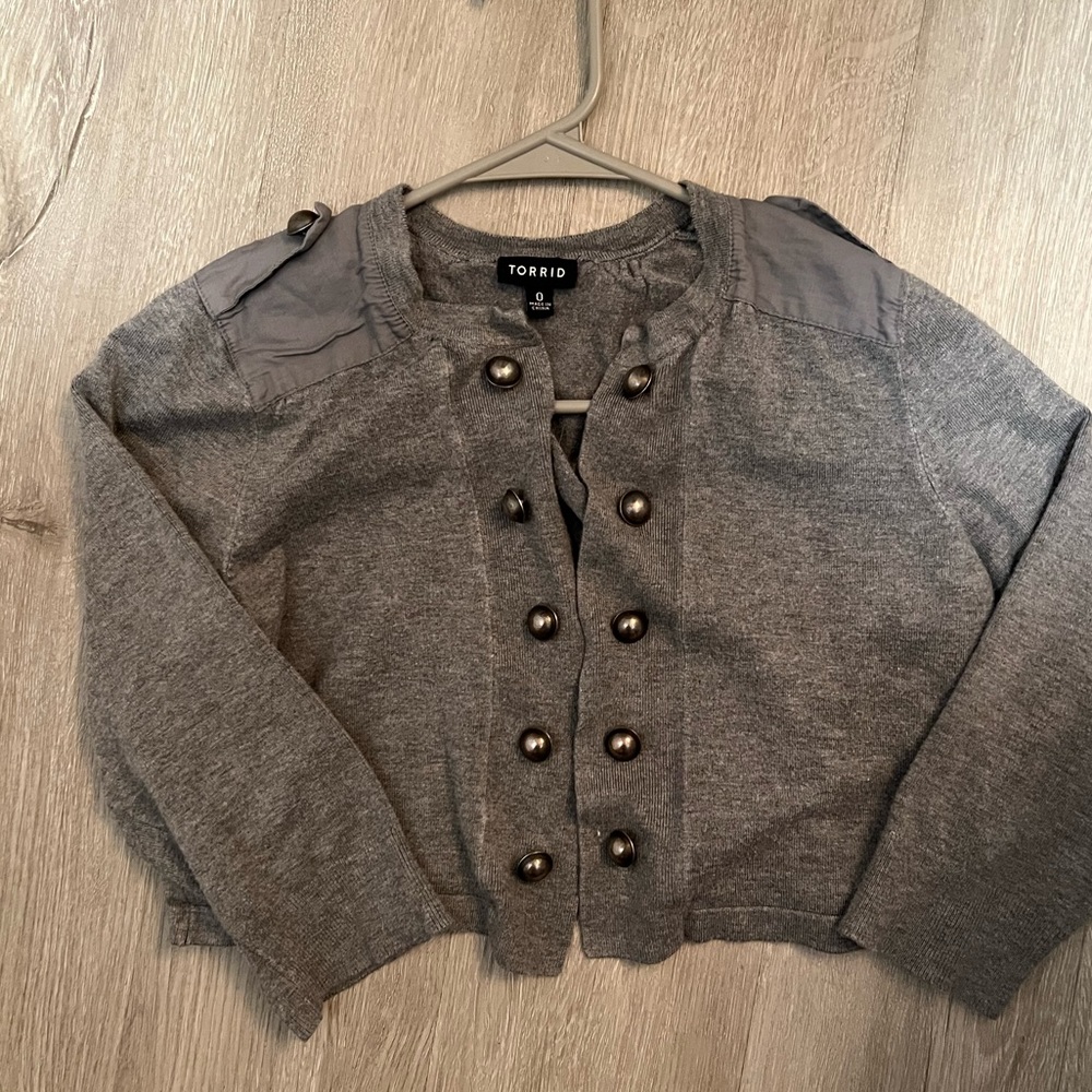 Torrid cropped cardigan shrug sweater. Size 0 (10).